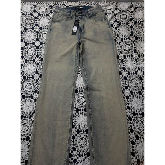 Fashion Nova Straight-Leg Washed Jeans – Size 9 – Light Blue – 314 - Picture 1 of 6